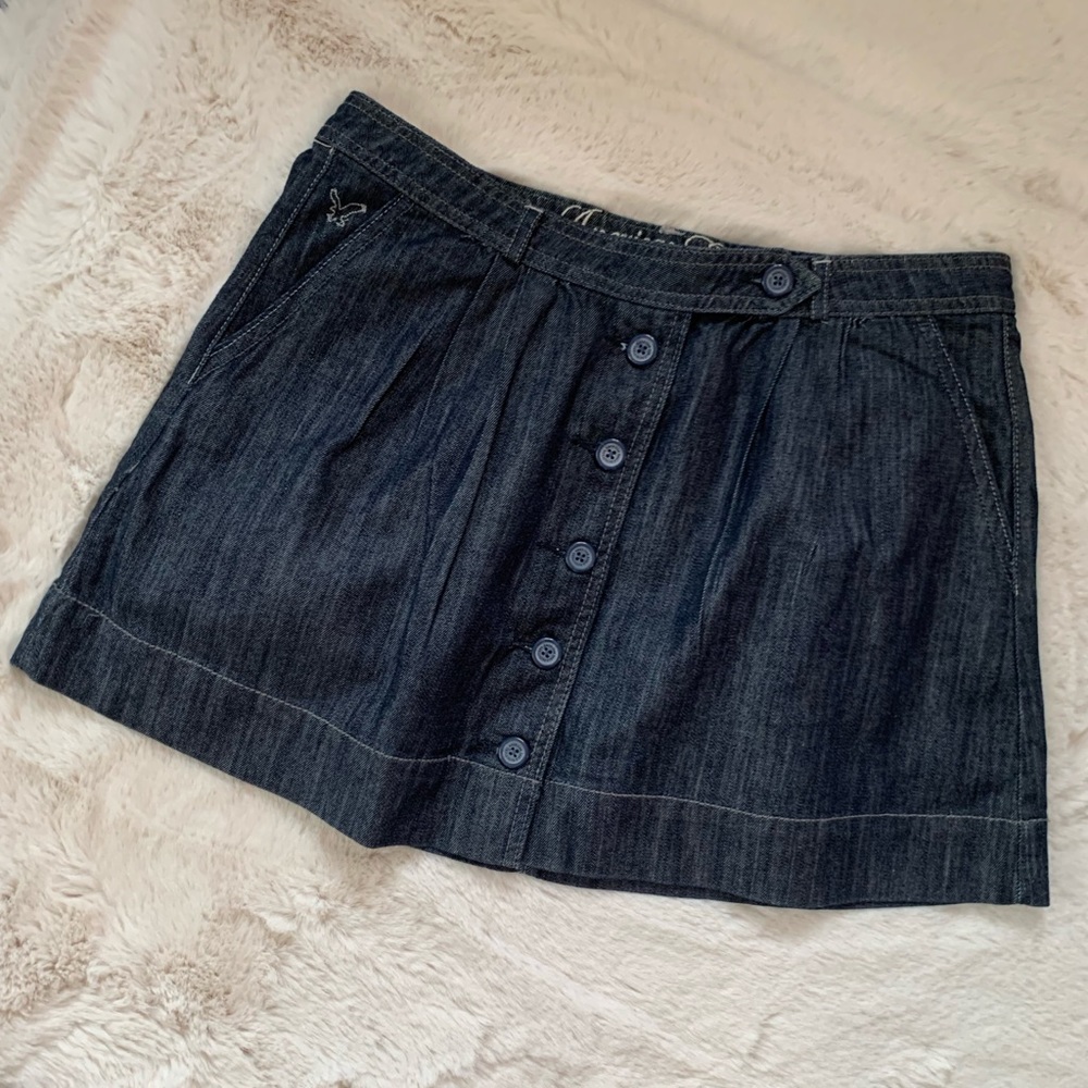 American Eagle Mini Jean Skirt with Button Front, Size 4